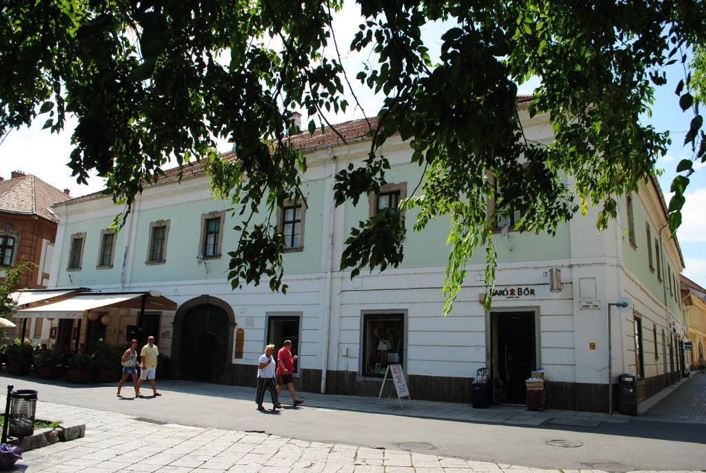 Dobo Teri Apartman Eger Exterior photo