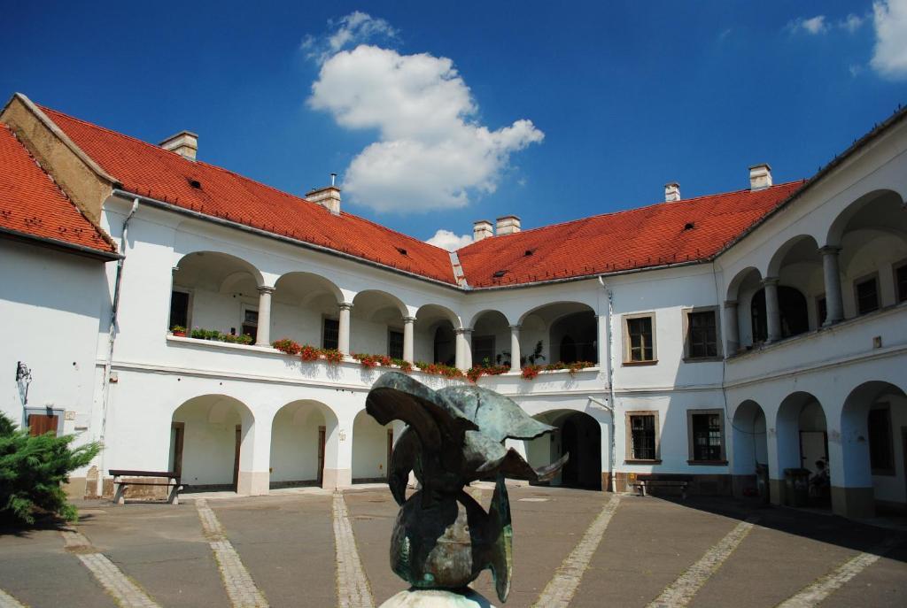 Dobo Teri Apartman Eger Exterior photo